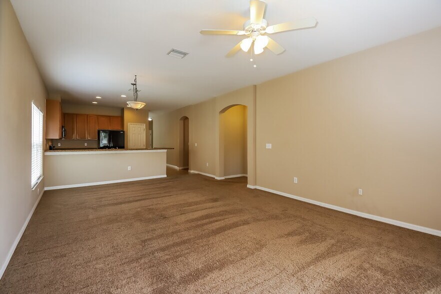 Building Photo - 10337 Celtic Ash Dr