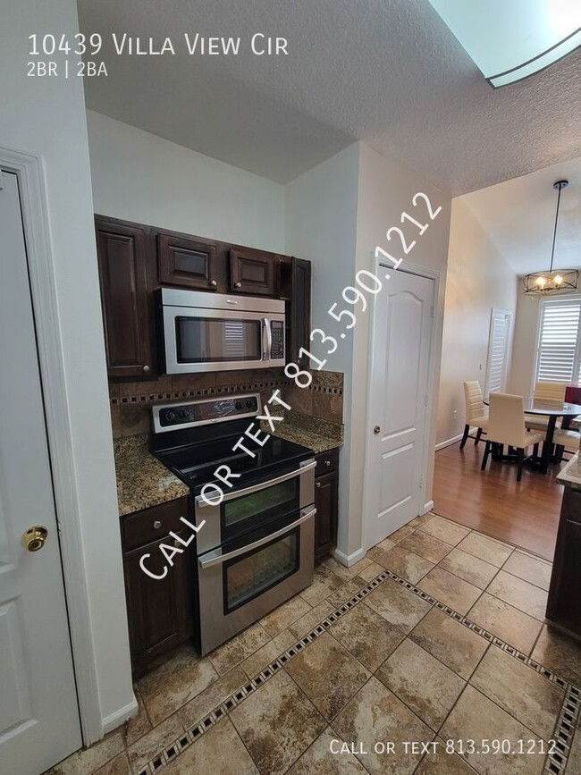 Building Photo - 10439 Villa View Cir