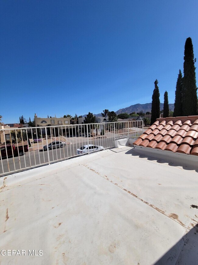 Building Photo - 6920 Imperial Ridge Dr