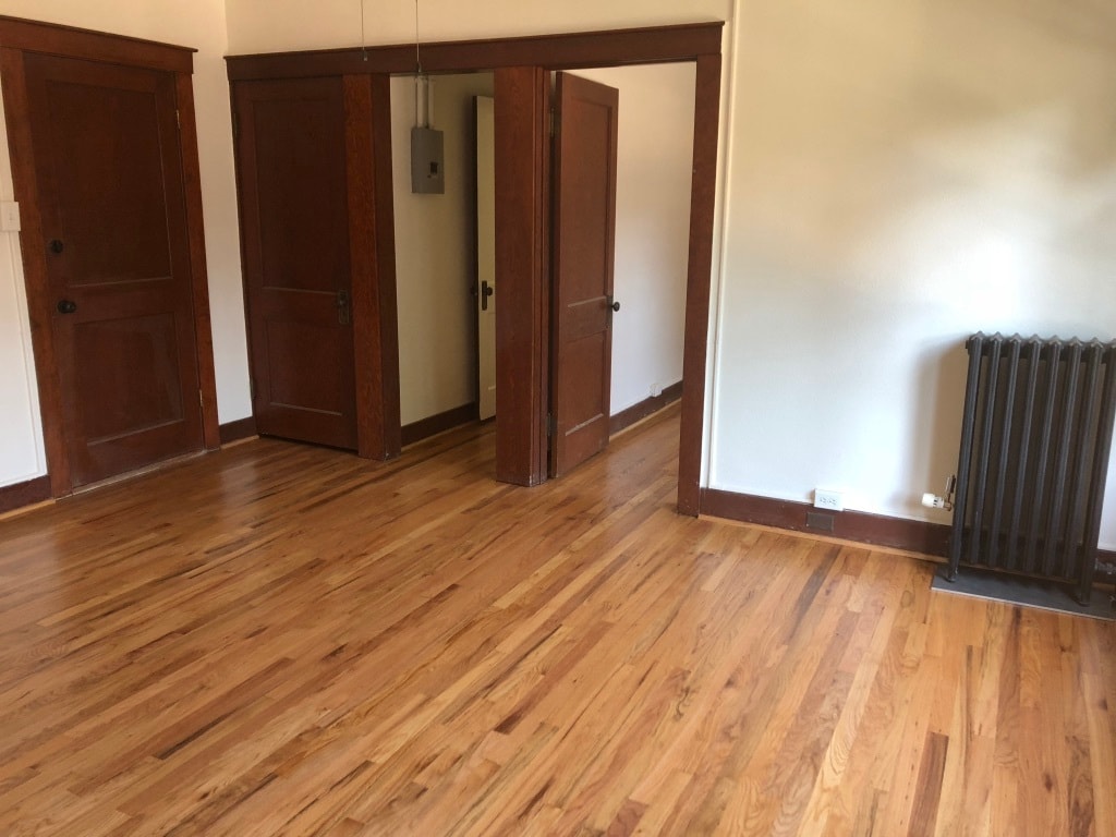 Building Photo - 513 Terry St