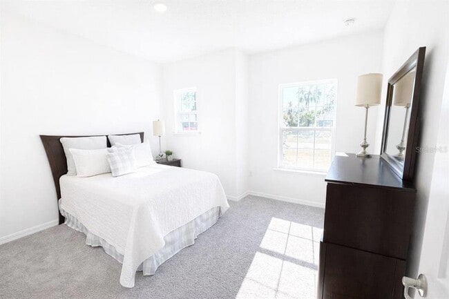 Building Photo - 15 Ramblewood Dr