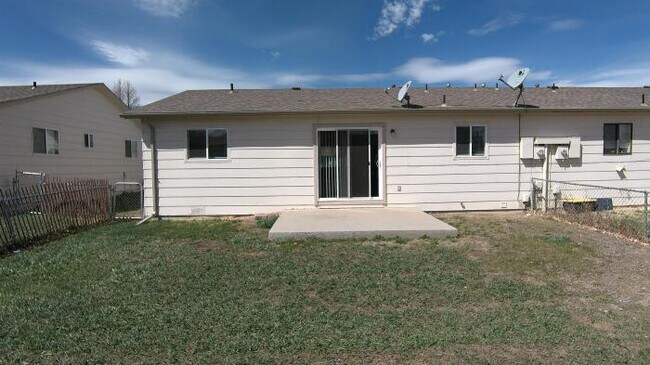 Building Photo - 2 bedroom in Loveland CO 80537