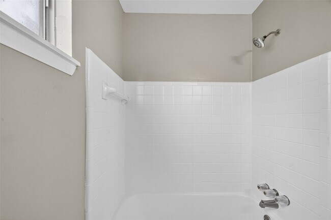 Building Photo - 5126 Denoron Dr