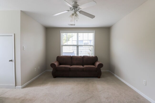 Building Photo - 919 Napiers Post Dr