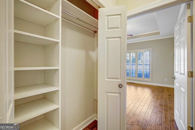 Building Photo - 112 Cottage Grove