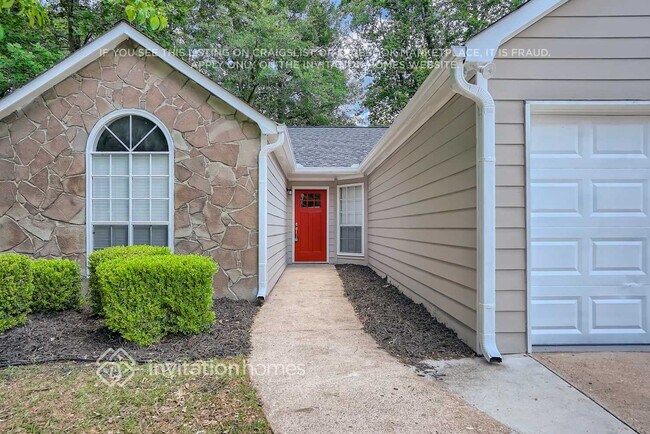 Building Photo - 7470 Hunters Ridge Dr