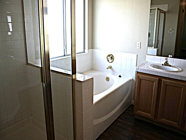 Building Photo - 9876 Vermillion Cliffs Ave