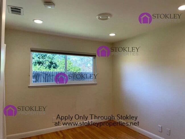 Building Photo - 521 Wilbur Dr