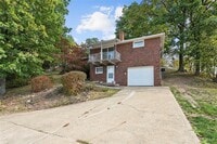 Building Photo - 8966 Knoll St