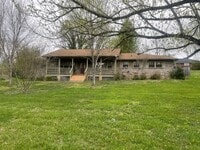 Building Photo - Knoxville 37918 - 3 bedroom, 1.5 bath home in Halls - Contact Lisa Vineyard and Shannon Russell (...
