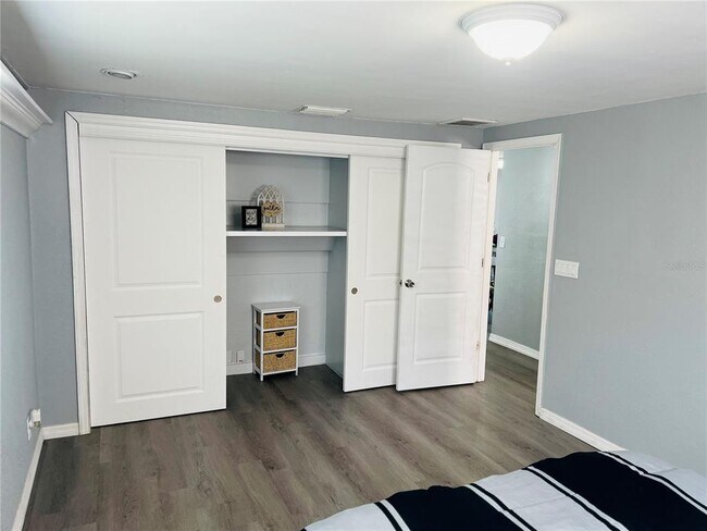 Building Photo - 3405 Wilson Dr