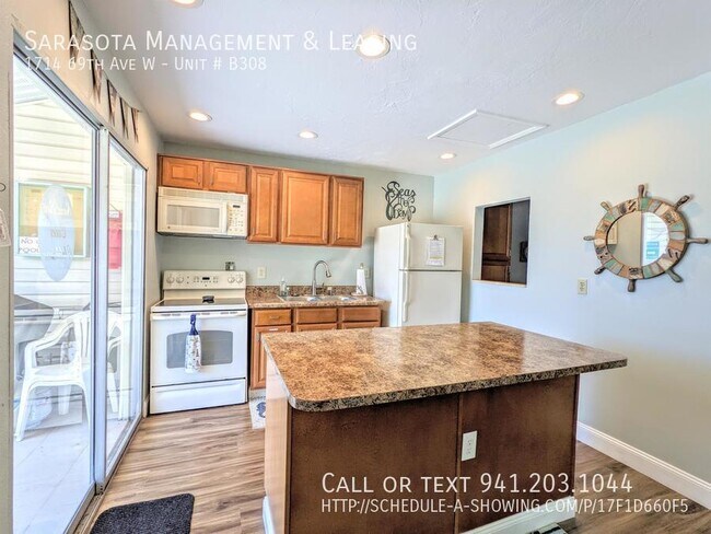 Building Photo - 1714 69th Ave W