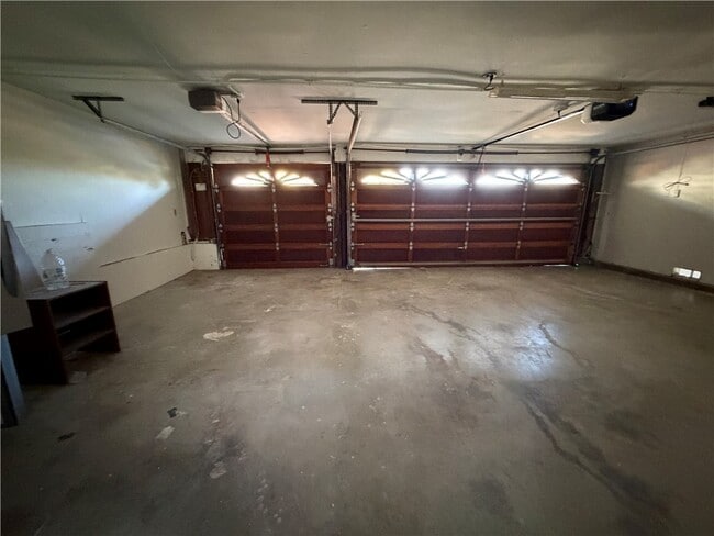 Building Photo - 2125 Rocky View Rd