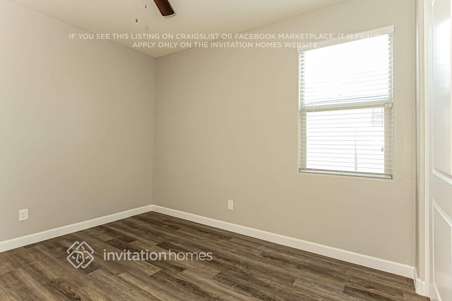 Building Photo - 13435 W Desert Moon Way