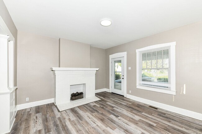 Building Photo - 3848-50 North Capitol Avenue