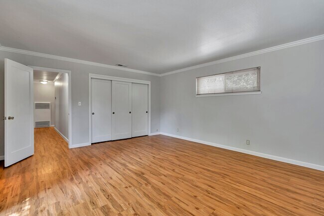 Building Photo - 520 Dawkins Dr