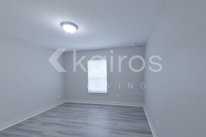 Building Photo - 1749 SW 168th Loop