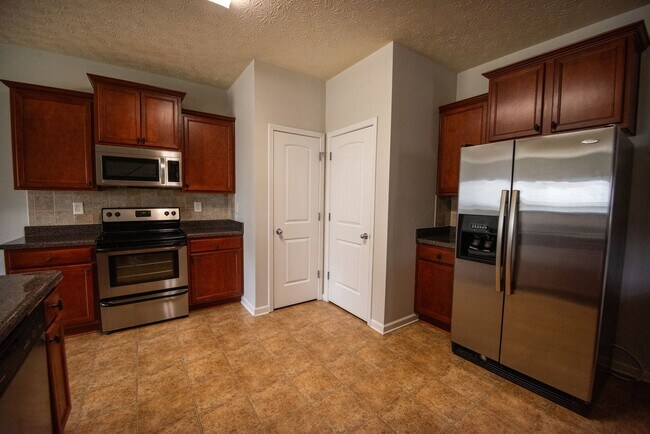 Building Photo - Fantastic Home Available for Rent Today!