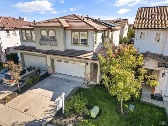 Building Photo - 1079 Portofino Ave