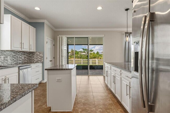 Building Photo - 5962 Paxton Ct