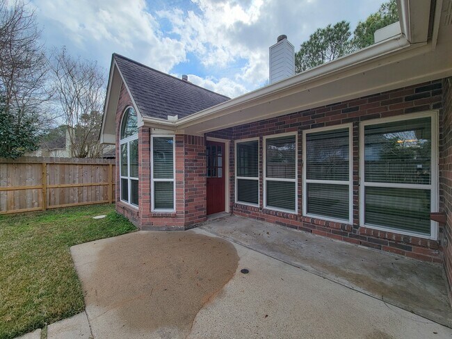 Building Photo - 14407 Sun Harbor Dr