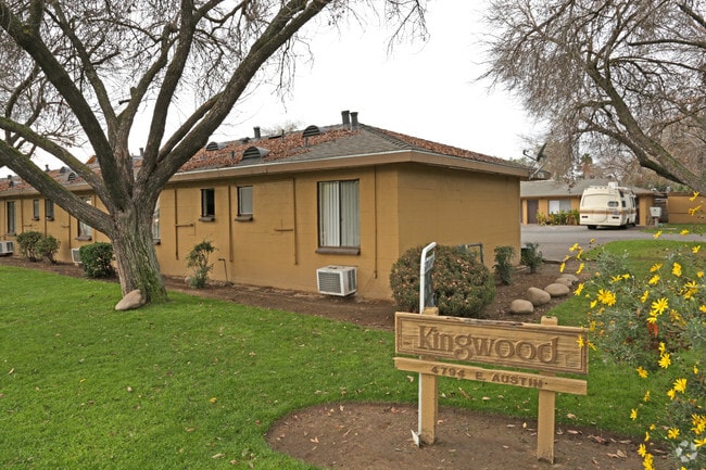 Primary Photo - 4794 E Austin Way