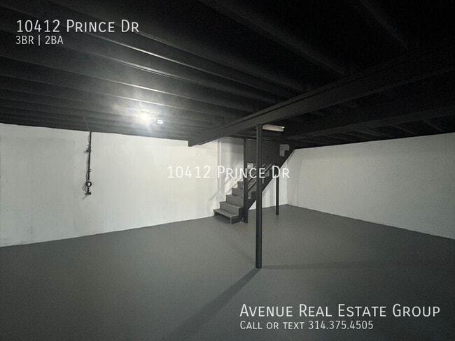 Building Photo - 10412 Prince Dr