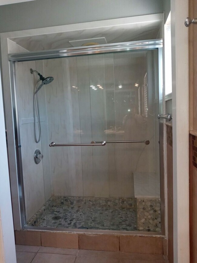 Building Photo - RIO RANCHO-FOUR BEDROOM HOUSE-Furnished