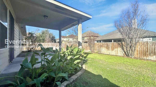 Building Photo - 129 Snowflake Dr