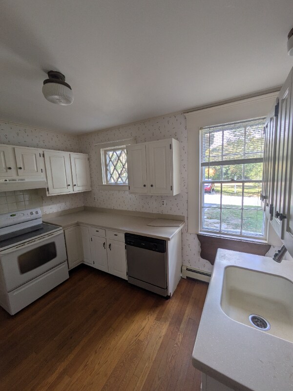 Building Photo - 24 Church St