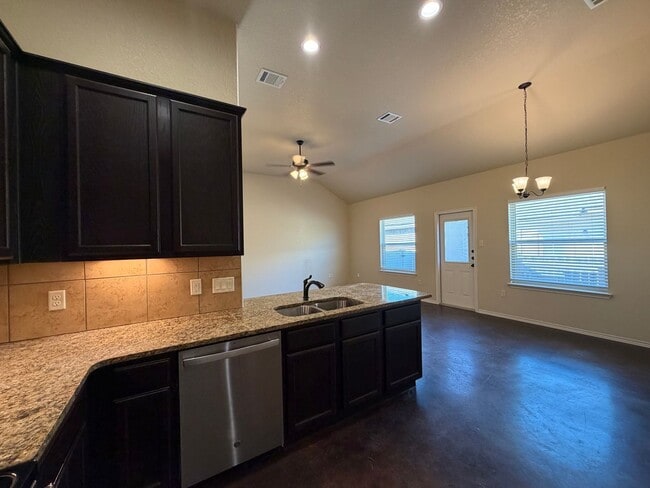 Building Photo - 204 Kaspar Way