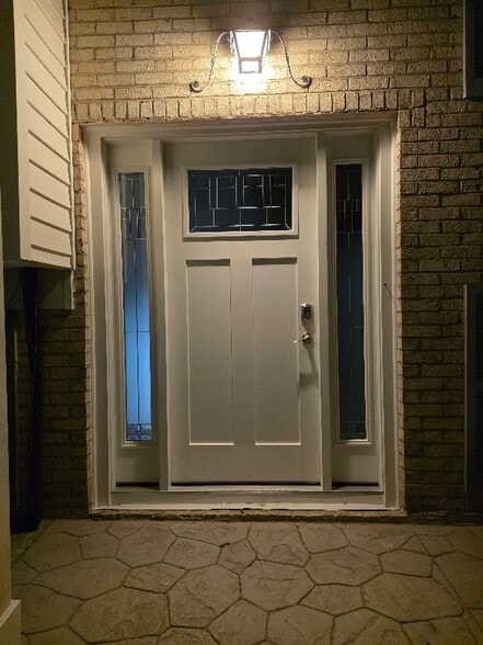 Building Photo - 3840 Windsor Gate Rd