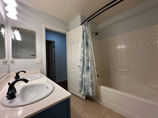 Building Photo - 7944 Quail Harbor St