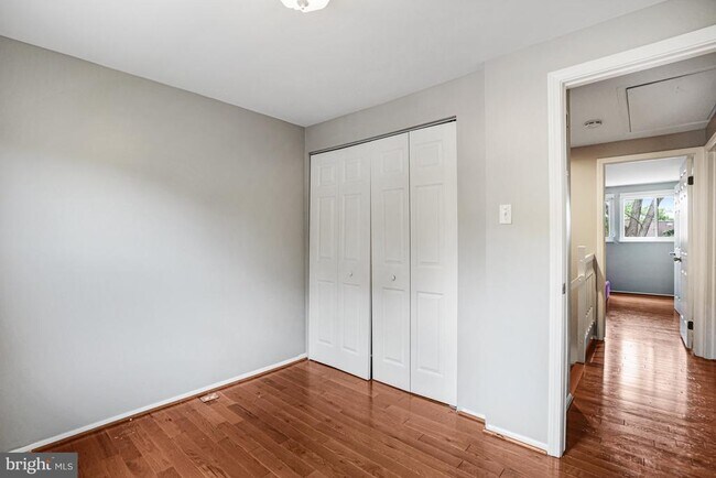 Building Photo - 5376 Harbor Ct Dr
