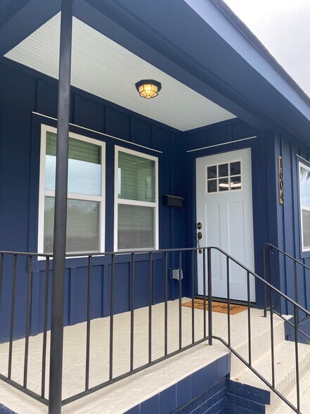 Building Photo - 1604 E 37th St