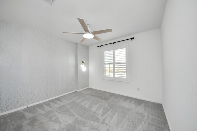 Building Photo - 5419 Sleepy Fox Ln