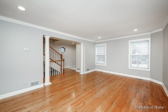 Building Photo - 325 N Loomis St