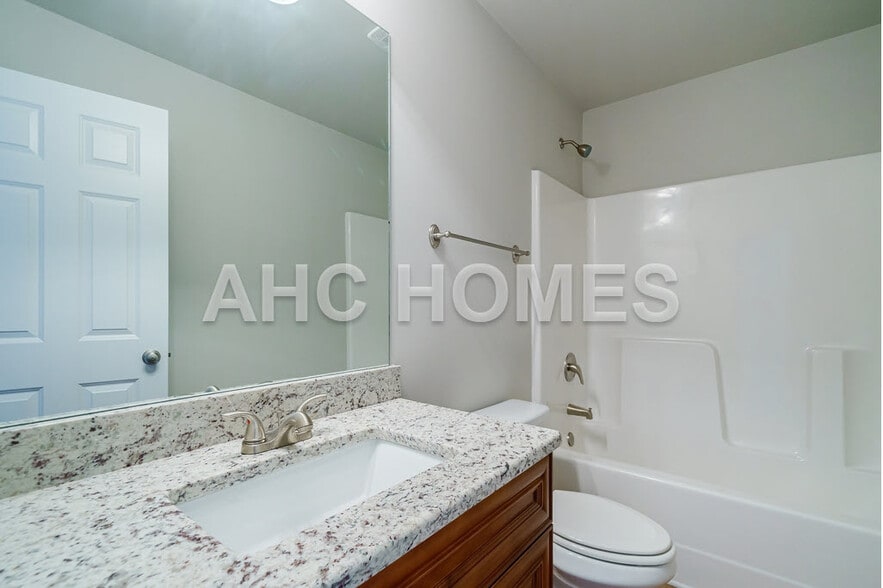 Building Photo - 5244 Halcyon Ct