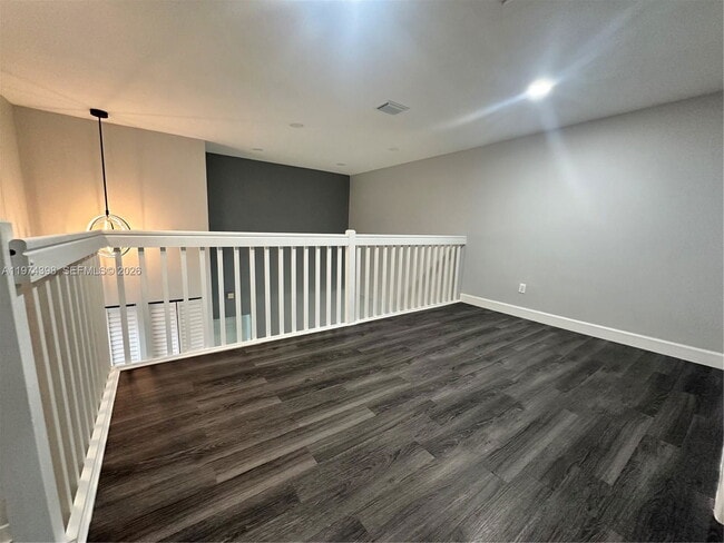 Building Photo - 14024 SW 148th Ln