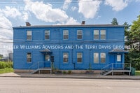 Building Photo - 3215 Enyart Ave