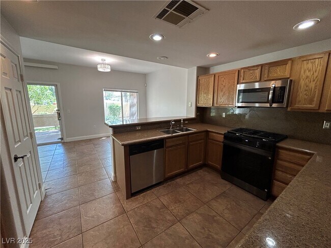 Building Photo - 10611 Pedal Point Pl