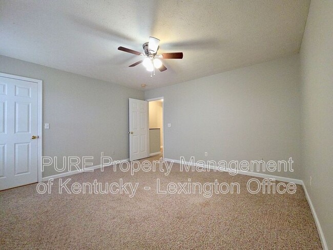 Building Photo - 1004 Whipporwill Dr