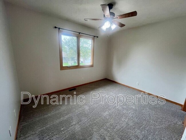 Building Photo - 12523 S 218th St