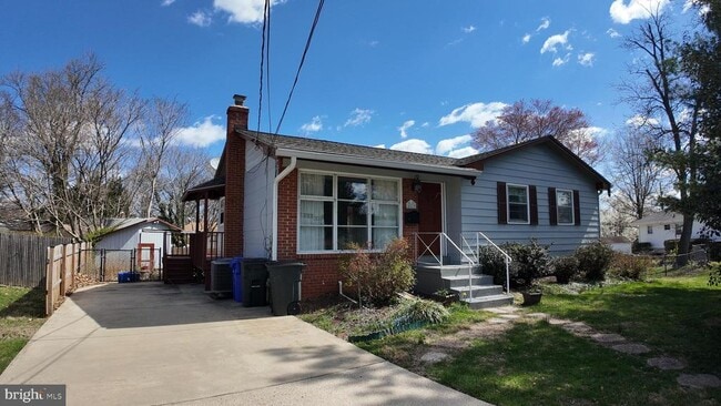 Building Photo - 4419 Renn St