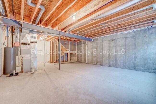 Building Photo - 678 Thimbleberry Point