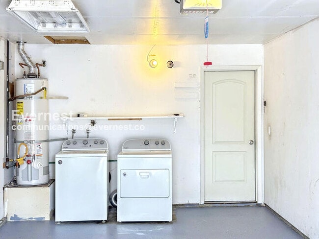 Building Photo - 6812 Folsom Oaks Ct