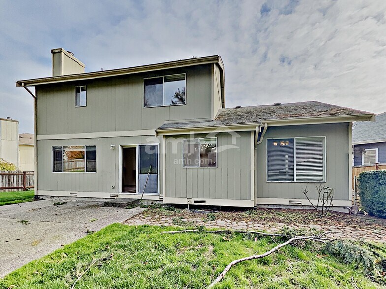 Building Photo - 6304 88th Street Ct E