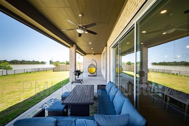 Building Photo - 244 Summer Sunrise Dr