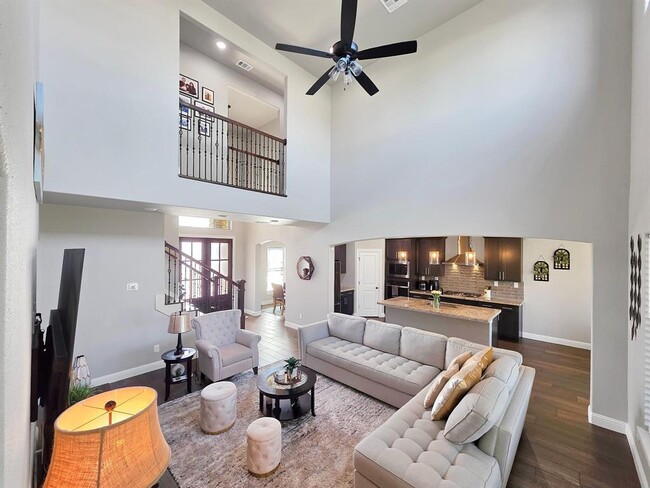 Building Photo - 10340 Dominion Ranch Dr