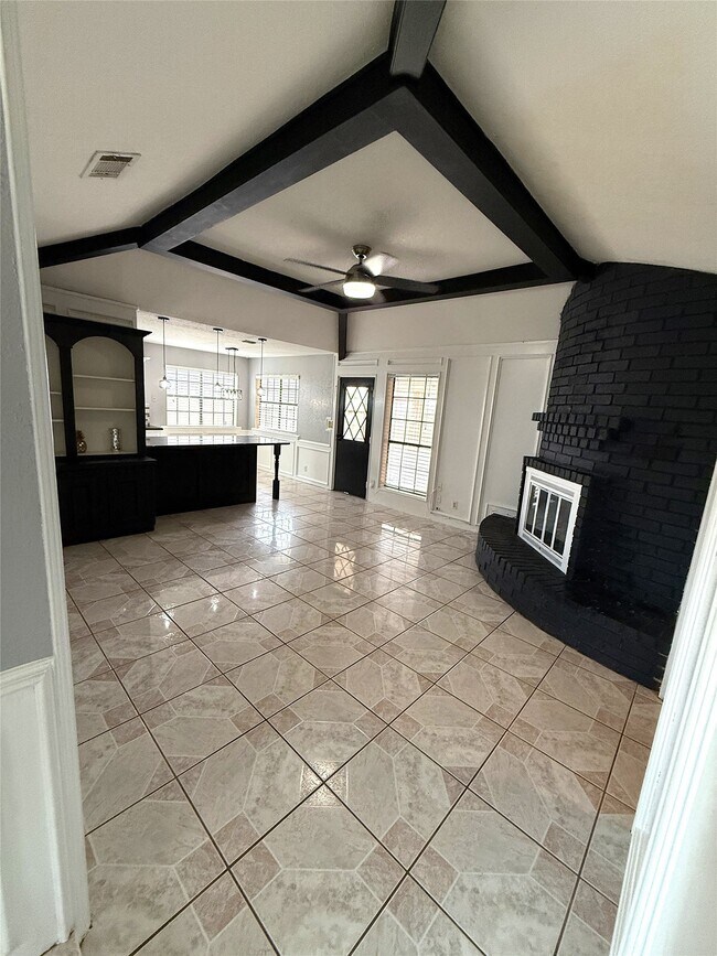 Building Photo - 11611 Stone Bridge Dr